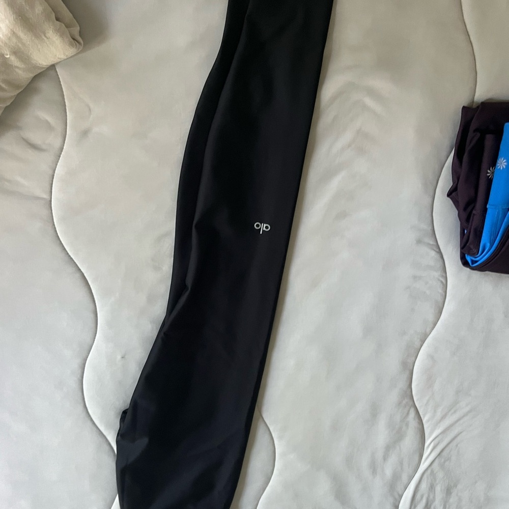 All High-Waist Airlift Legging - Black